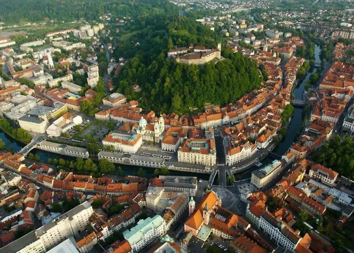 With Free Car Parking, Wifi And Bikes For Free *